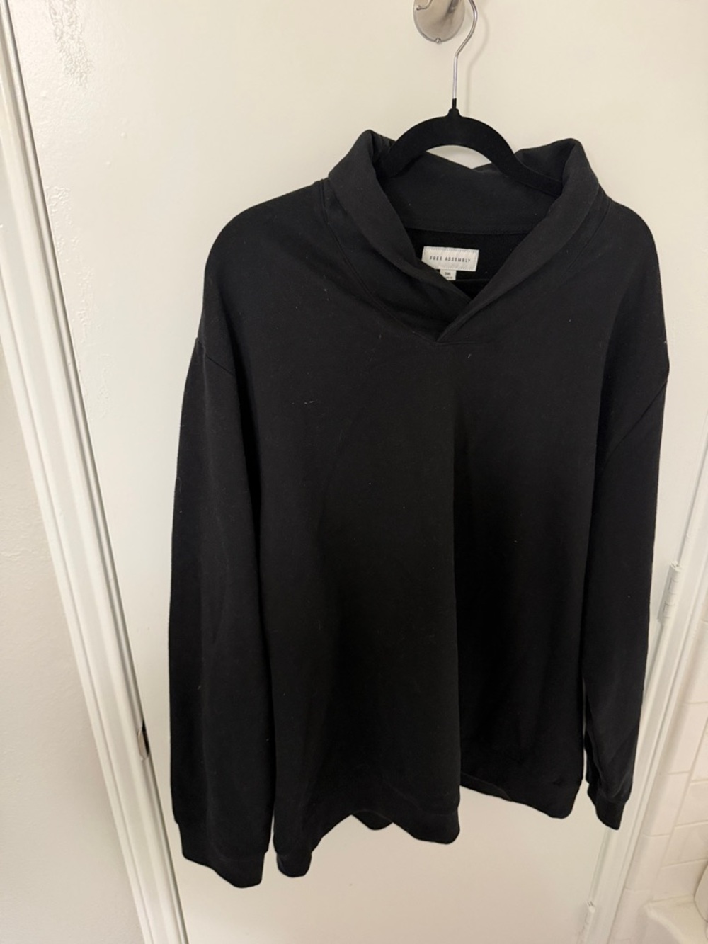 Men's Black Shawl Collar Sweater